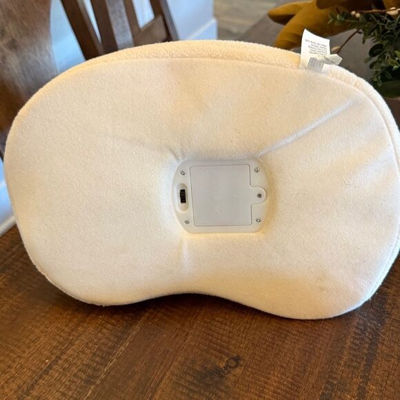 Hallmark snow what fun sledders - Picture 4 of 8